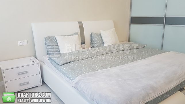 Rent out 1-room apartment. Киев,  Саперное поле — photo 1