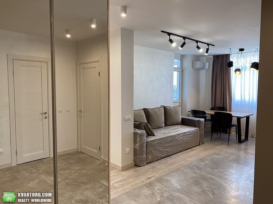 Sell 2-room apartment. Киев,  Урловская — photo 2