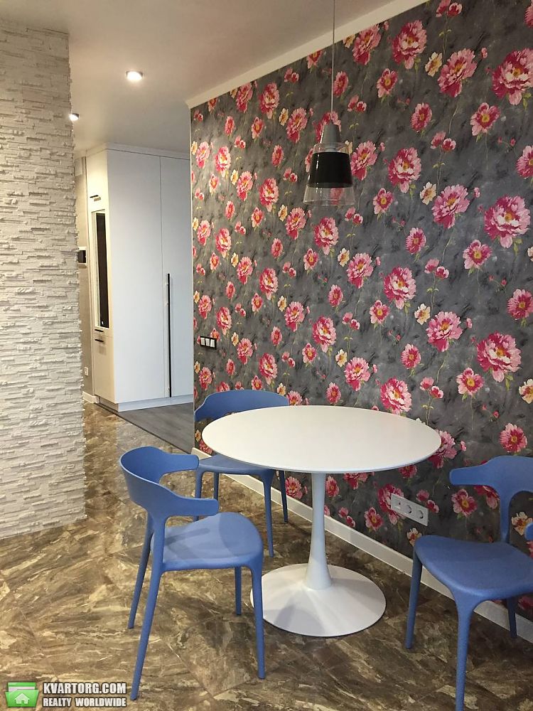 Rent out 1-room apartment. Одесса, Сахарова — photo 1
