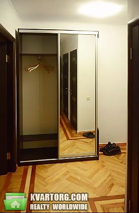 Rent out 2-room apartment. Киев,  Мичурина — photo 9