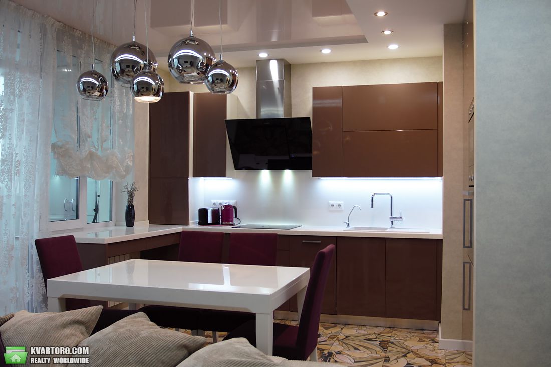 Sell 2-room apartment. Киев,  Урловская — photo 1