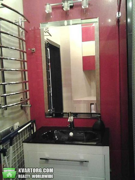 Rent out 2-room apartment. Киев, Героев Сталинграда пр — photo 5