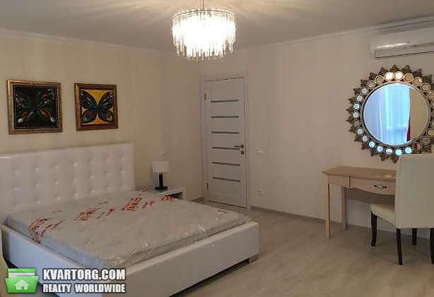 Sell 2-room apartment. Киев,  Ломоносова — photo 1