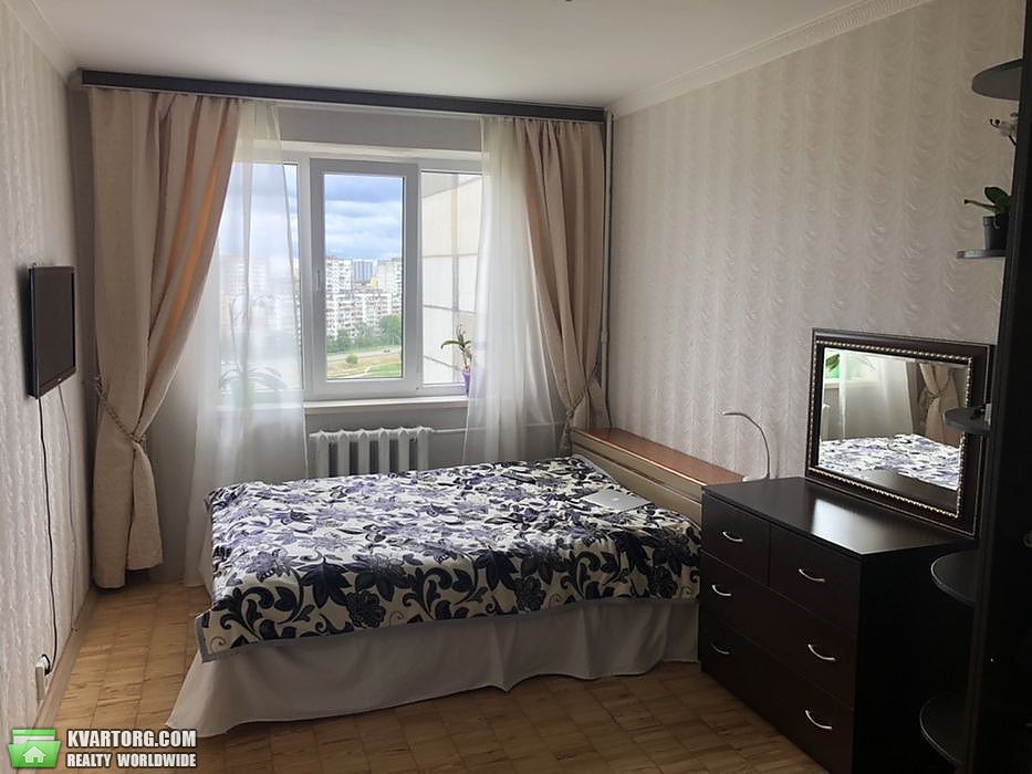 Sell 3-room apartment. Киев,  Радужная — photo 2