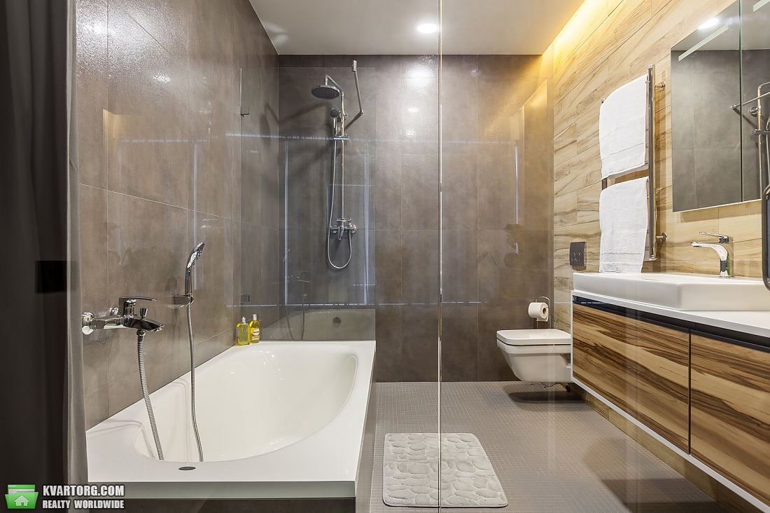 Rent out 3-room apartment. Киев,  Кловский спуск — photo 9