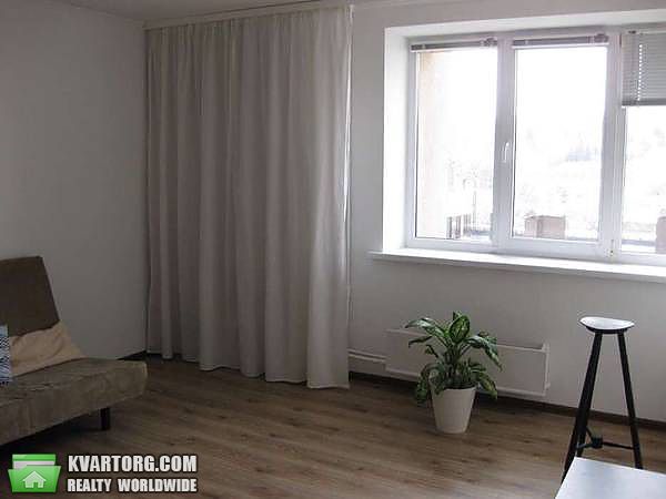 Rent out 3-room apartment. Киев,  Антоновича — photo 8