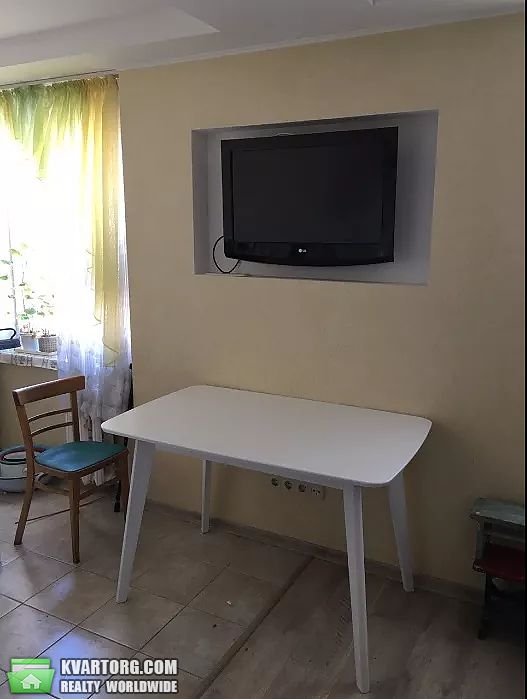 Rent out 2-room apartment. Киев,  Героев Сталинграда пр — photo 2