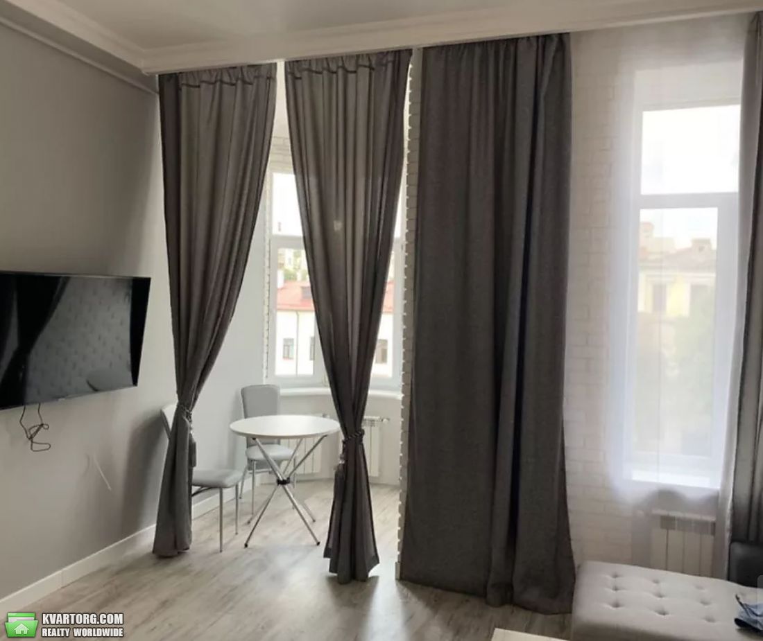 Rent out 2-room apartment. Киев,  Рыбальская — photo 2