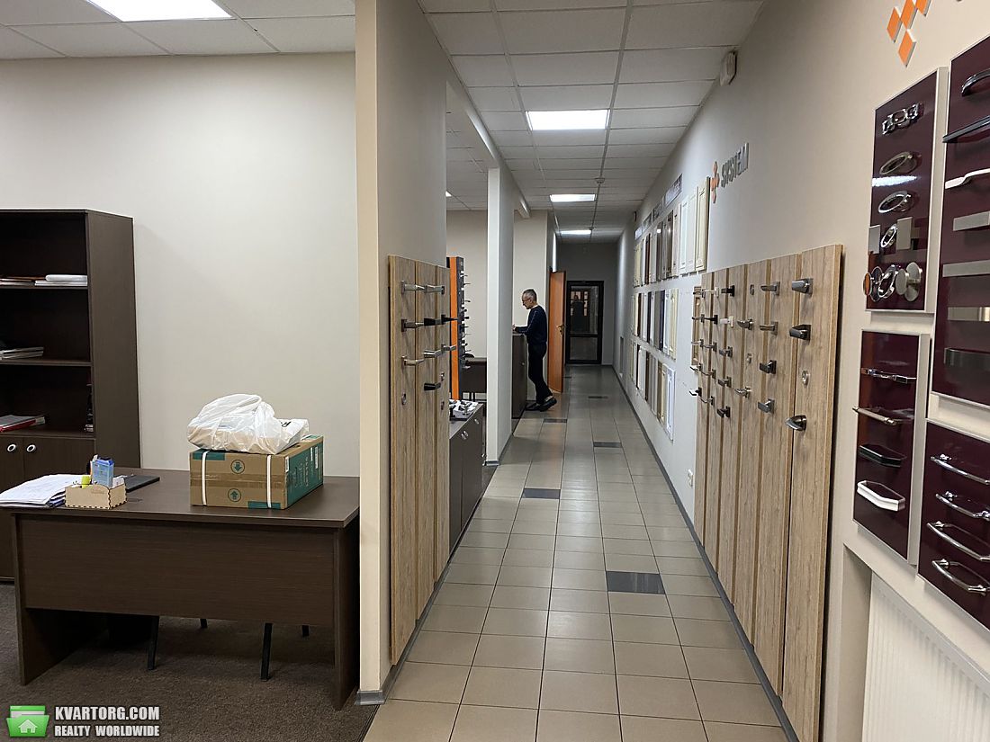 Rent out office. Киев, вул. Петрівська — photo 1