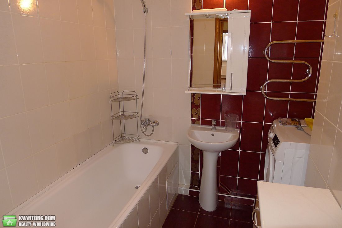 Rent out 2-room apartment. Киев, Воскресенская — photo 7
