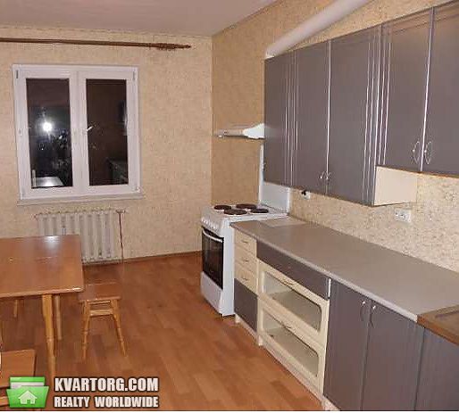 Sell 3-room apartment. Киев,  Урловская — photo 1