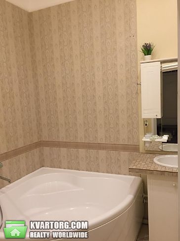 Rent out 2-room apartment. Киев,  Золотоворотская — photo 1