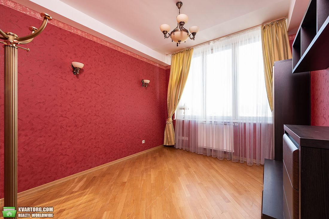 Sell 4-room apartment. Киев,  Героев Сталинграда пр — photo 4