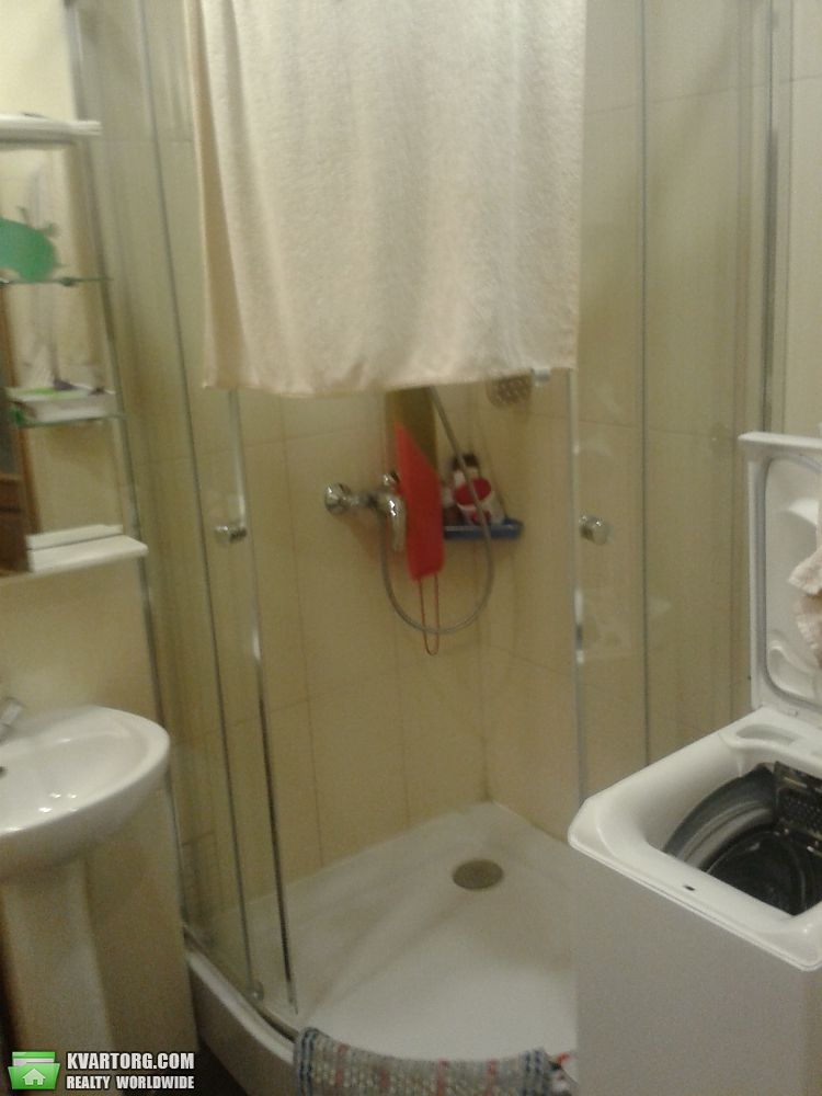 Rent out 2-room apartment. Киев,  Ереванская — photo 8