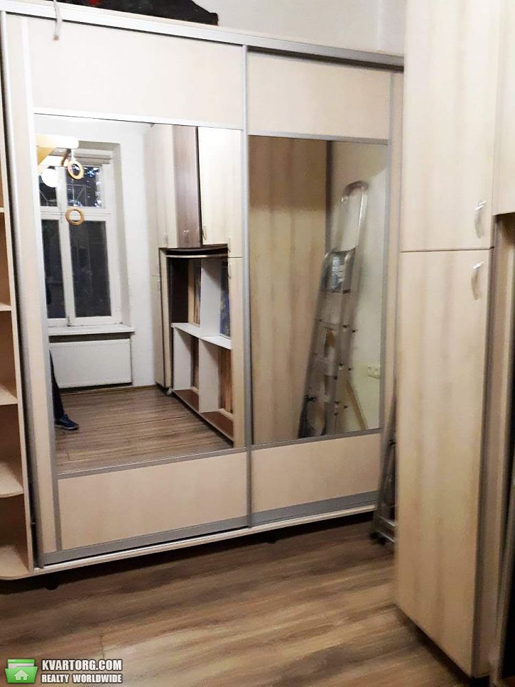 Rent out 2-room apartment. Одесса, Средняя — photo 1