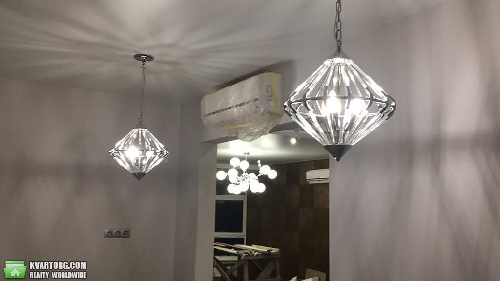 Rent out 3-room apartment. Киев,  Кловский спуск — photo 2