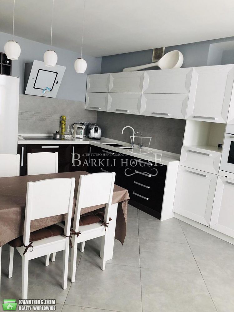 Rent out 3-room apartment. Киев,  Голосеевская — photo 2
