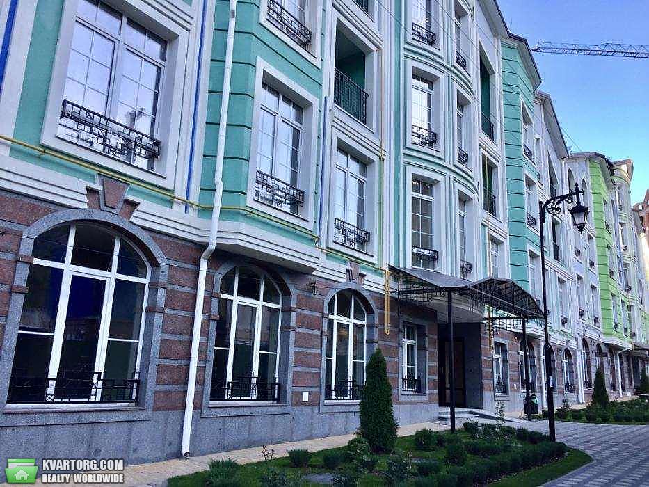 Rent out 2-room apartment. Киев, Дегтярная — photo 10