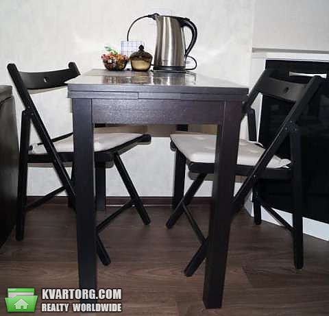 Rent out 2-room apartment. Киев,  Курнатовского — photo 3
