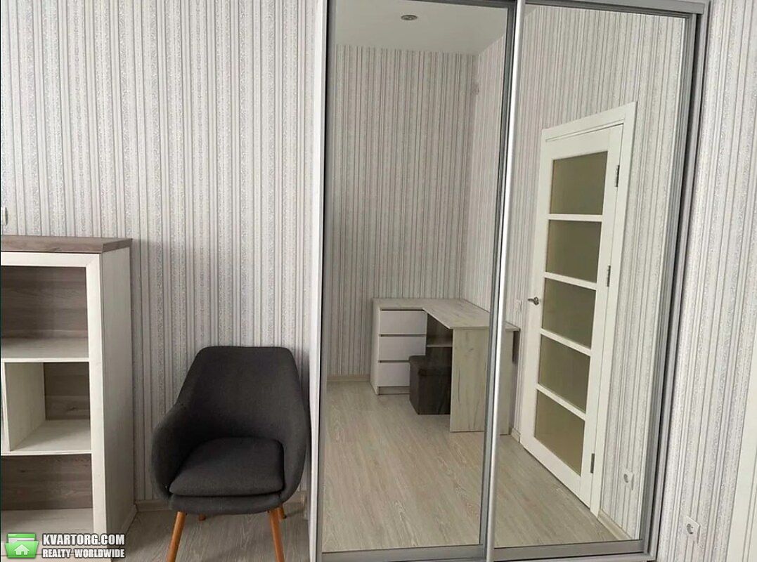 Rent out 1-room apartment. Киев,  Лабораторный пер — photo 7