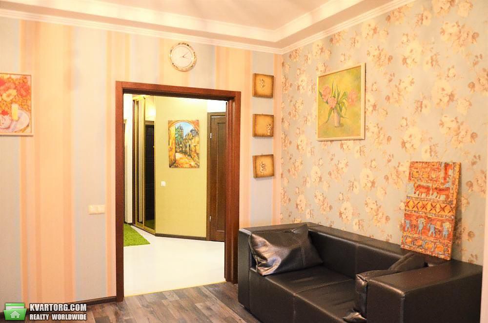 Rent out 2-room apartment. Киев,  Голосеевская — photo 3