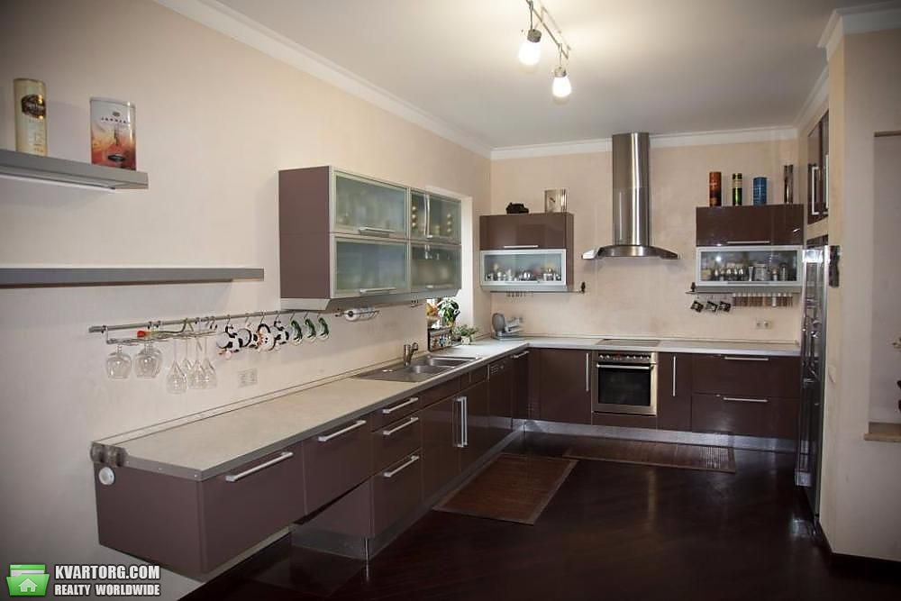 Sell multi-room apartment. Киев,  Богомольца — photo 5