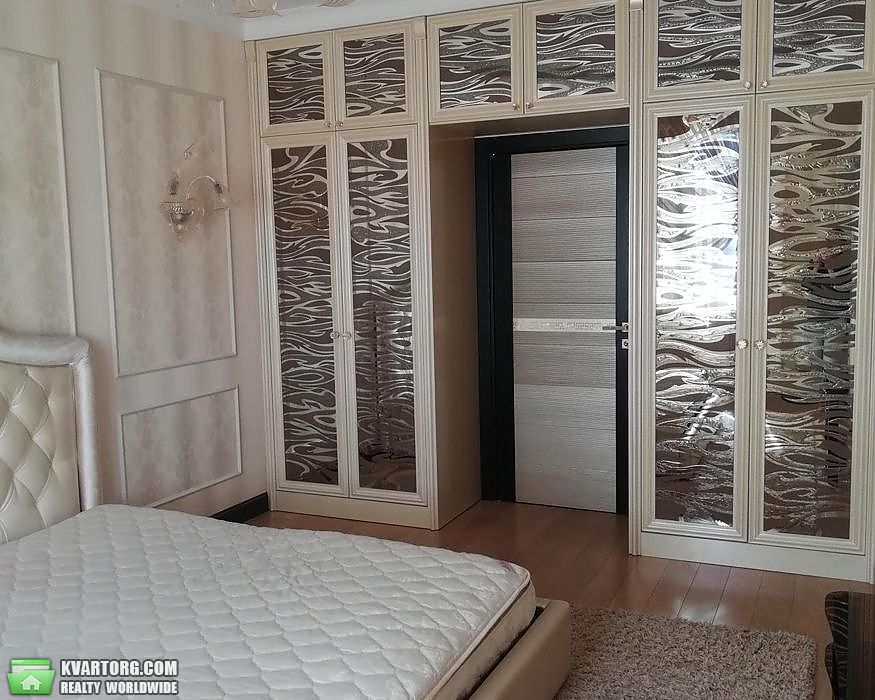 Rent out 3-room apartment. Киев, Дмитриевская — photo 6
