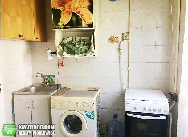 Sell 3-room apartment. Киев,  Комарова — photo 2