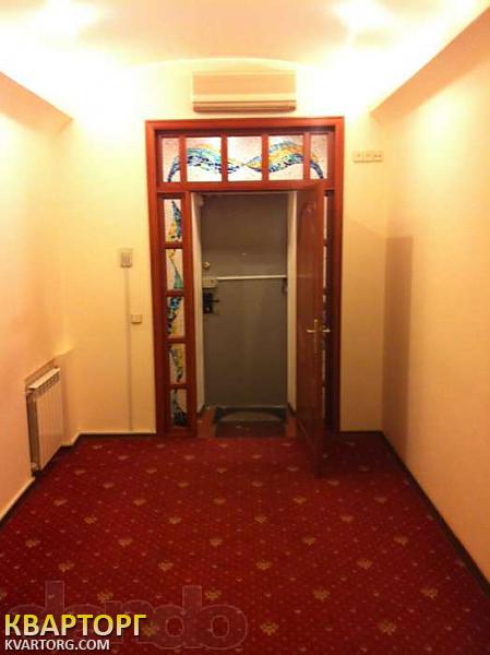 Rent out shop. Киев, ул.Богдана Хмельницкого, — photo 3