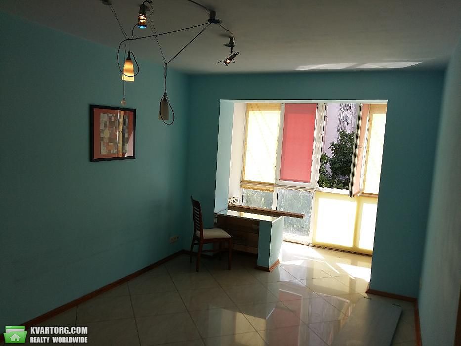 Sell 2-room apartment. Киев,  Озерная — photo 2