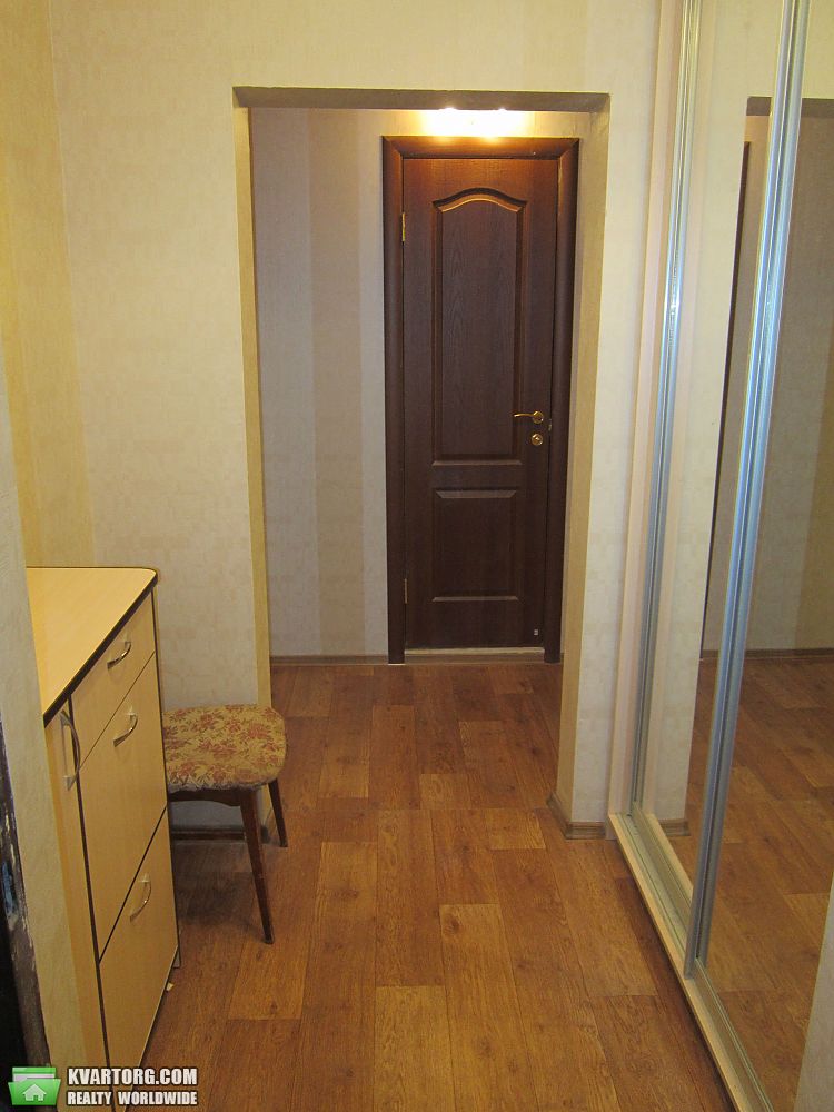 Rent out 1-room apartment. Киев, Ващенко — photo 3