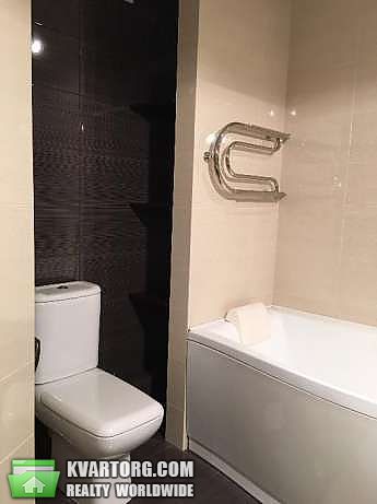Rent out 2-room apartment. Киев,  Забилы — photo 7