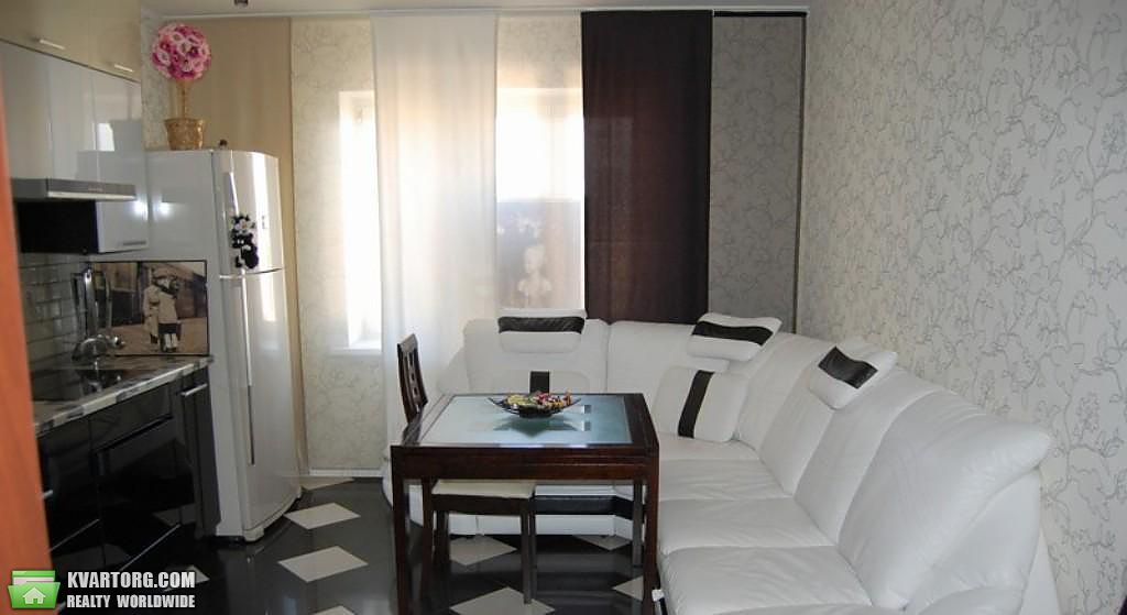 Rent out 2-room apartment. Киев, Нежинская — photo 6
