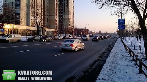 Sell shop. Киев, Днепровская наб — photo 5