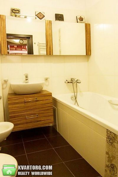 Sell 3-room apartment. Киев, Шелковичная — photo 9