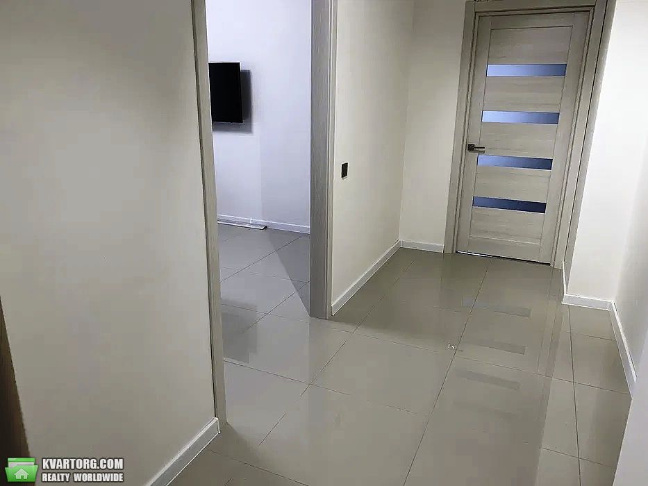 Rent out 2-room apartment. Львов, Стрийська — photo 4