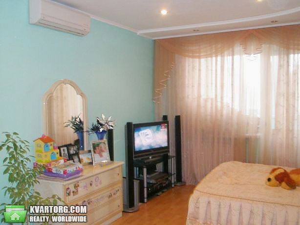Rent out 1-room apartment. Киев,  Драгоманова — photo 2