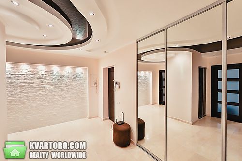 Sell 3-room apartment. Киев,  Дегтяревская — photo 2