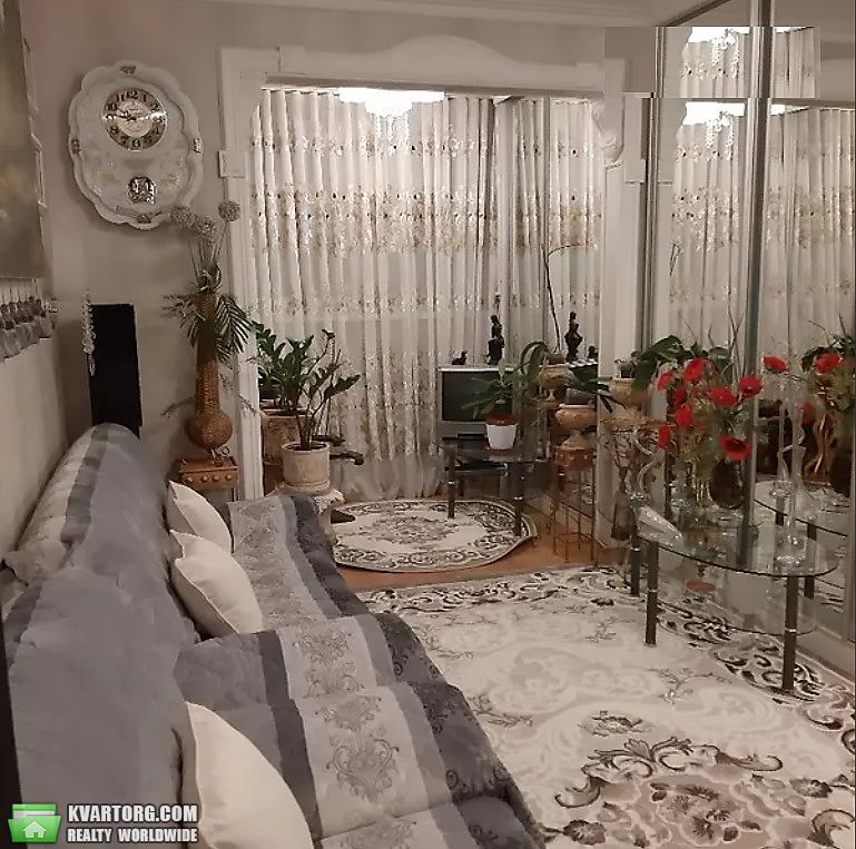 Sell 3-room apartment. Киев,  Закревского — photo 1