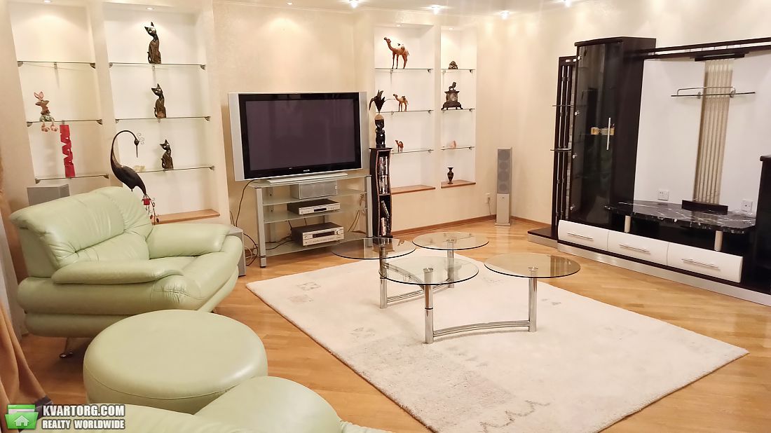 Rent out 2-room apartment. Киев,  Тимошенко — photo 2