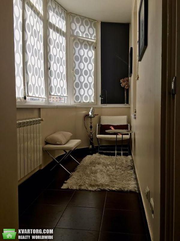Rent out 2-room apartment. Киев,  Лебедева-Кумача — photo 4
