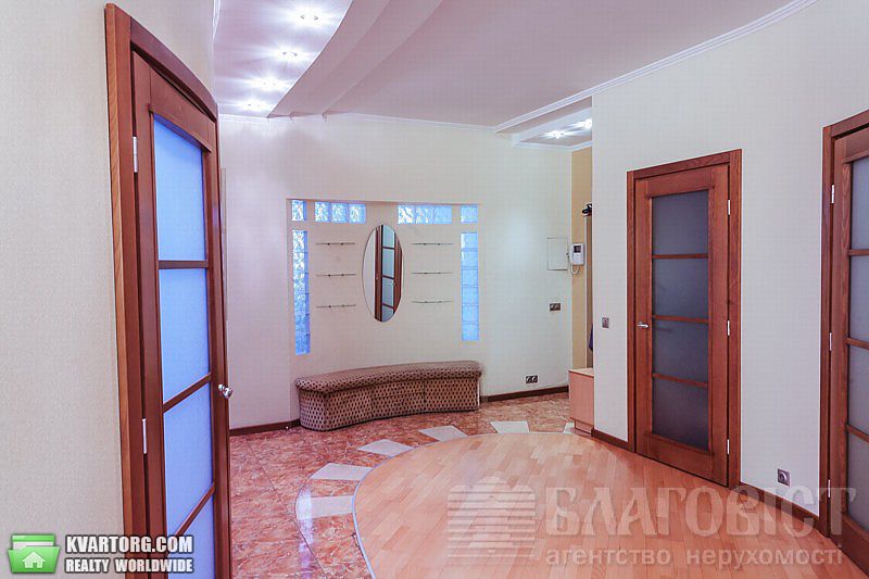 Sell 3-room apartment. Киев,  Предславинская — photo 9