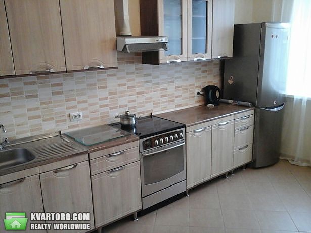 Rent out 2-room apartment. Киев,  Феодосийская — photo 3