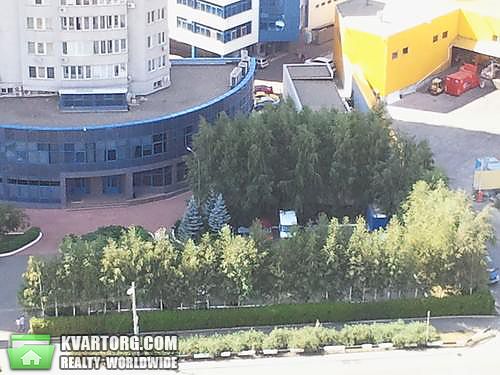 Sell 4-room apartment. Киев,  Бажана — photo 2