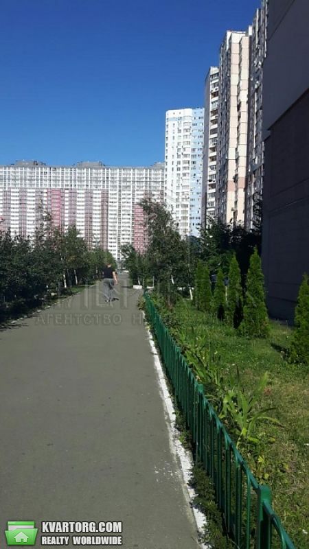 Sell 3-room apartment. Киев, Елены Пчелки — photo 1