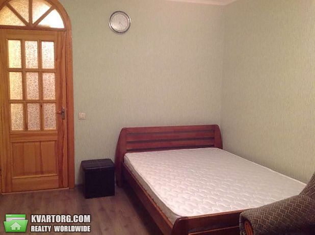 Rent out 1-room apartment. Киев,  Демиевская — photo 1