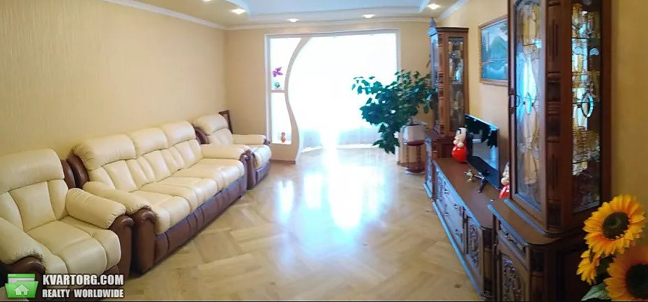 Sell 3-room apartment. Киев,  Ломоносова — photo 1