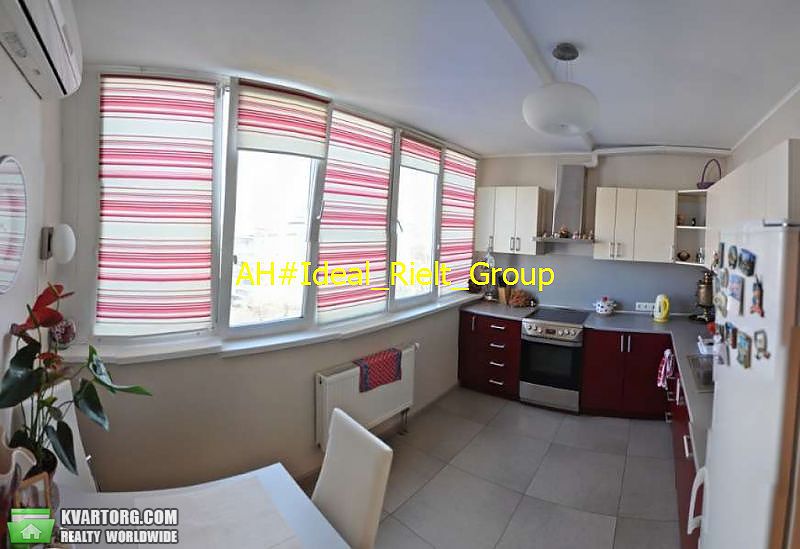 Sell 2-room apartment. Киев,  Вышгородская — photo 2