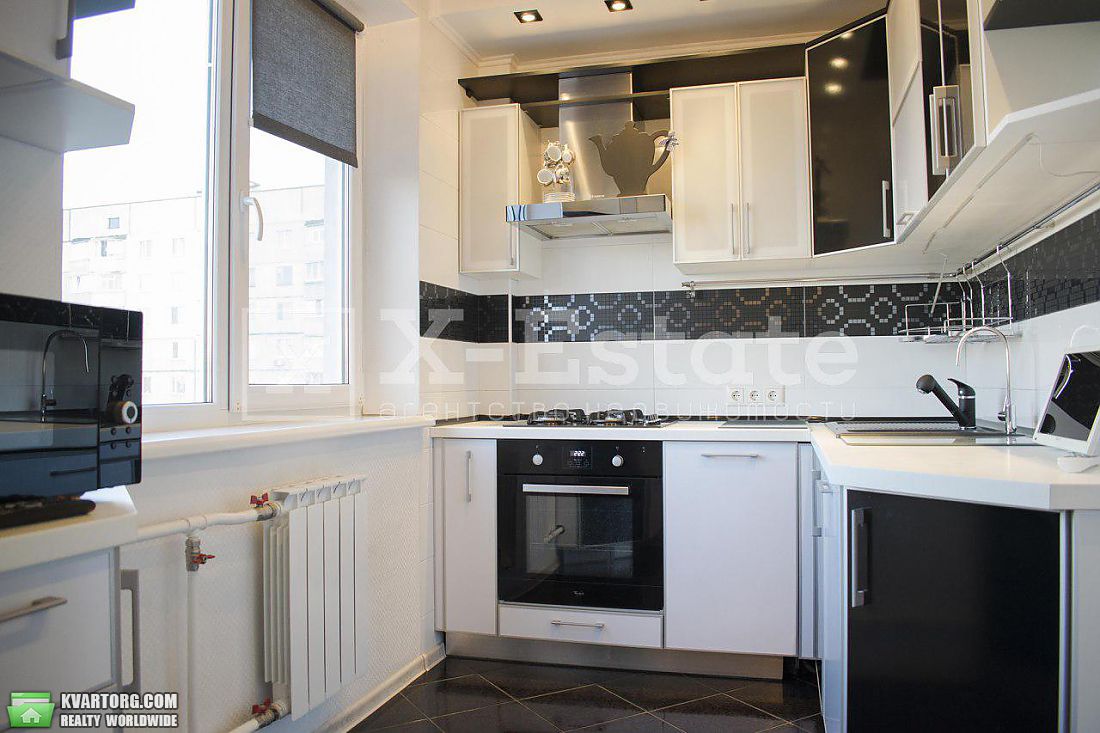 Sell 3-room apartment. Харьков, Людвига Свободы — photo 1