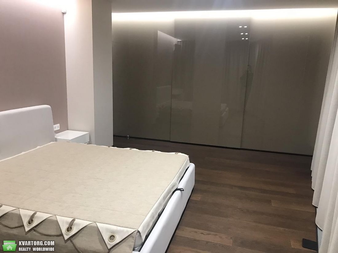 Rent out 4-room apartment. Киев,  Ломоносова — photo 6